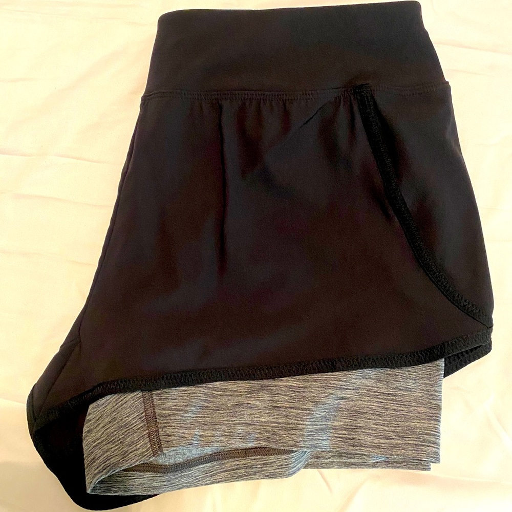 Northface Athletic shorts🌸🌸